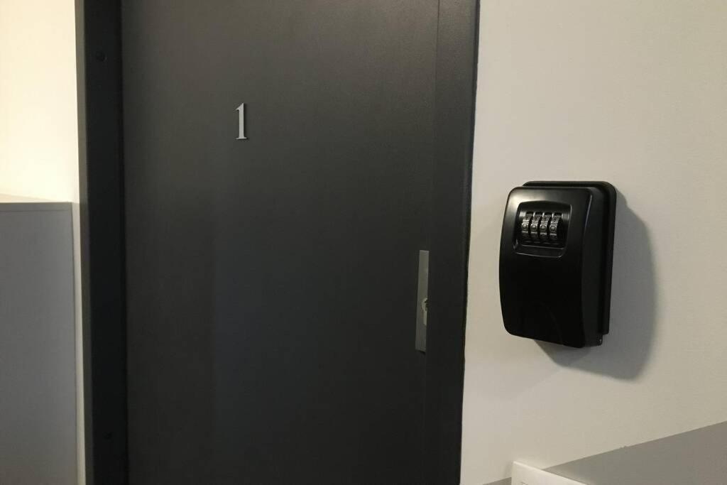 Apartament Fibra Americano Rybnik  Bagian luar foto